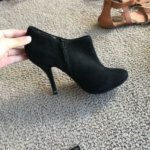 INC International Concepts Booties